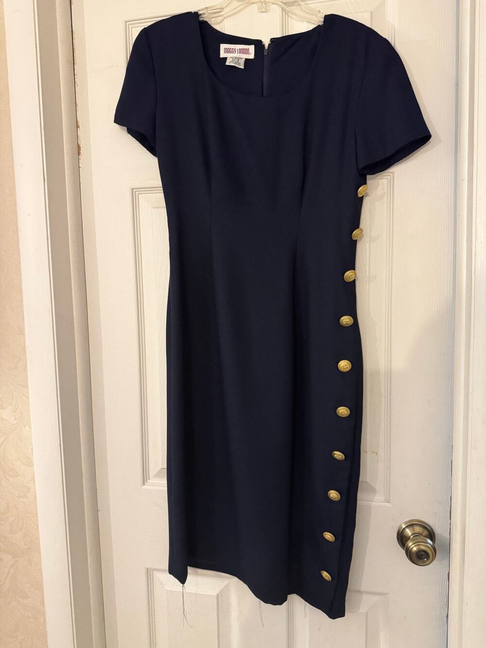 Maggy London Navy Blue Sheath Dress Side Gold Crest Buttons Size 6
